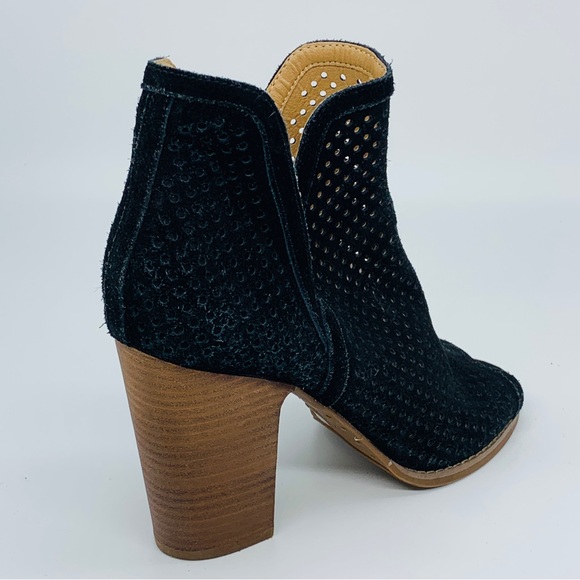 Lucky Brand Women’s Larise Peep Toe Perforated Black Booties Shoes Size 10 - Picture 6 of 10